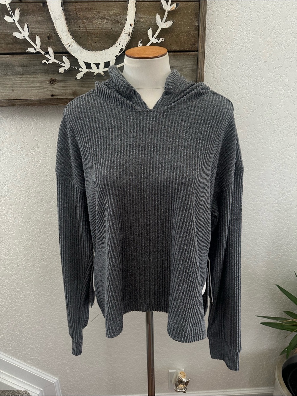 Glyder Valley Cozy Ribbed Hooded Sweatshirt - Charcoal Gray size L NWT